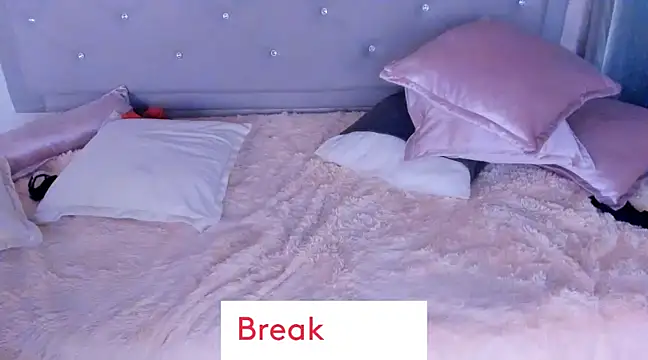 Kei Oliver online show from March 2, 2025, 4:10 pm