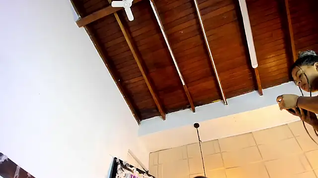 SamanthaMilann online show from October 24, 2025, 10:11 am