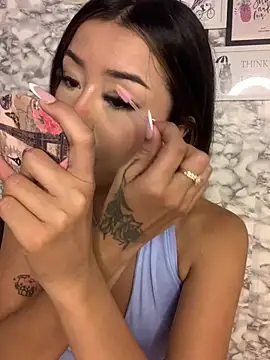 Miss karol online show from April 1, 2026, 7:11 pm