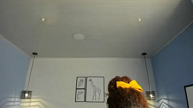 ninna curly online show from November 27, 2025, 4:36 am