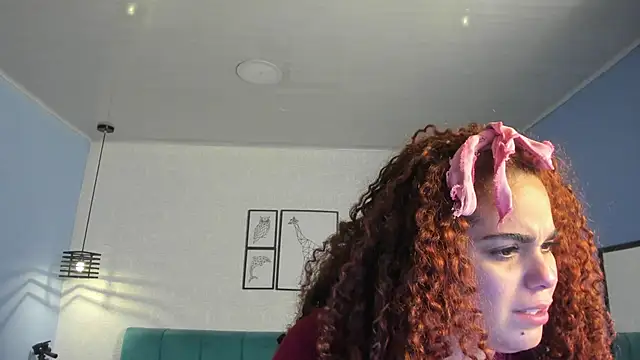 ninna curly online show from March 13, 2026, 3:35 am