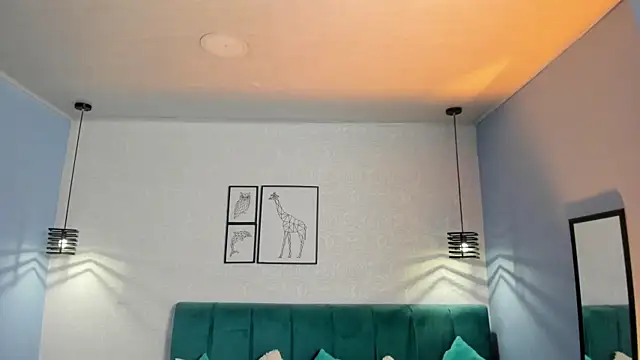 Snapshot of ninna_curly chatting on July 6, 2026, 3:36 am ninna curly online show from July 6, 2026, 3:36 am