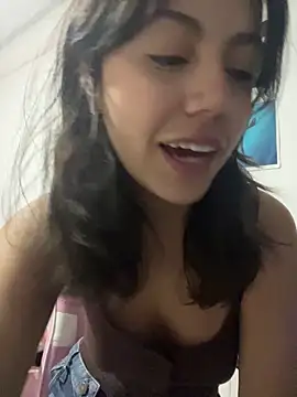 Snapshot of LiLy_kIndly chatting on September 12, 2025, 11:37 pm LiLy kIndly online show from September 12, 2025, 11:37 pm
