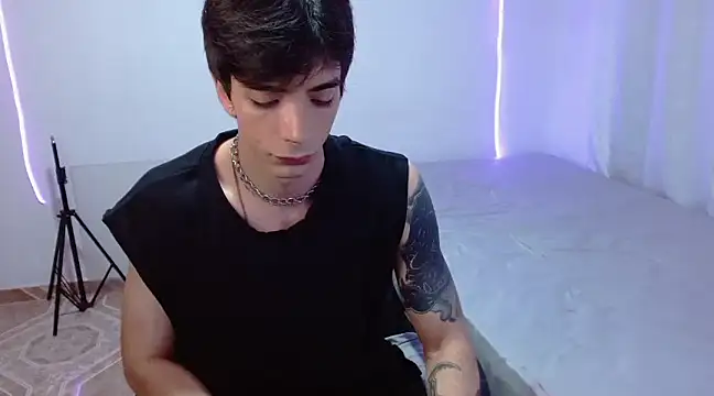 H3ll B0I online show from March 13, 2025, 8:00 pm