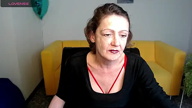 Snapshot of SexyGrandma_ chatting on March 5, 2025, 3:29 pm SexyGrandma online show from March 5, 2025, 3:29 pm