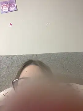DearAlise online show from June 27, 2026, 11:37 am