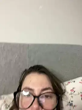 DearAlise online show from July 18, 2026, 11:58 am