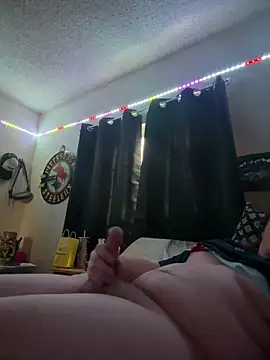 Snapshot of Seanoofss12 chatting on February 9, 2026, 5:06 pm Seanoofss12 online show from February 9, 2026, 5:06 pm