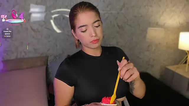 Snapshot of Hanna_Vasquez chatting on June 10, 2026, 7:46 pm Hanna Vasquez online show from June 10, 2026, 7:46 pm