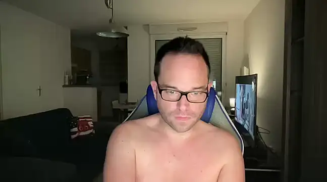 Snapshot of Funnyjul31 chatting on January 28, 2025, 5:46 pm Funnyjul31 online show from January 28, 2025, 5:46 pm