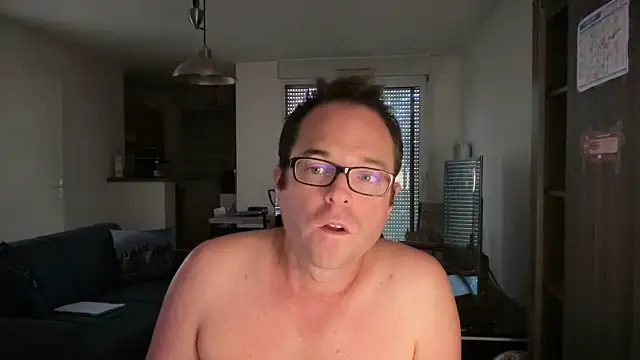 Snapshot of Funnyjul31 chatting on October 8, 2025, 1:31 pm Funnyjul31 online show from October 8, 2025, 1:31 pm