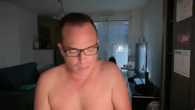 Snapshot of Funnyjul31 chatting on October 12, 2025, 2:38 pm Funnyjul31 online show from October 12, 2025, 2:38 pm