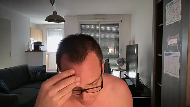 Snapshot of Funnyjul31 chatting on October 25, 2025, 2:02 pm Funnyjul31 online show from October 25, 2025, 2:02 pm