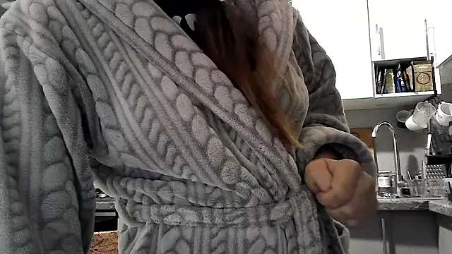 Snapshot of Misssweet_s chatting on October 7, 2025, 4:09 am Misssweet s online show from October 7, 2025, 4:09 am