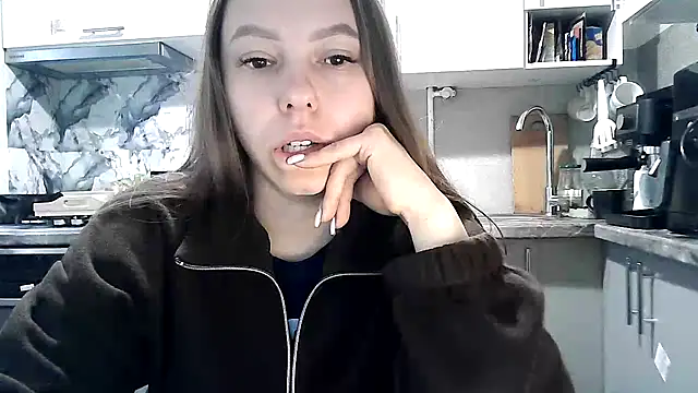 Snapshot of Misssweet_s chatting on October 17, 2025, 6:16 am Misssweet s online show from October 17, 2025, 6:16 am