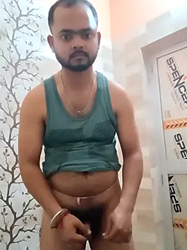 guavam65 online show from April 13, 2026, 2:44 pm