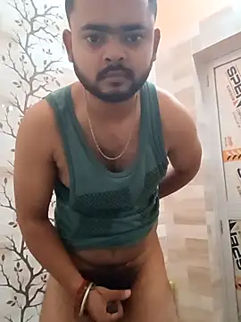 guavam65 online show from April 18, 2026, 12:47 am