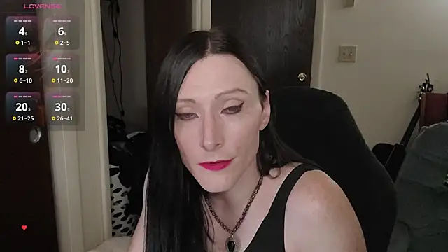 Ivyrose4999 online show from July 21, 2026, 5:26 pm