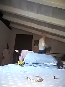 divinaerotica online show from March 2, 2025, 4:32 pm