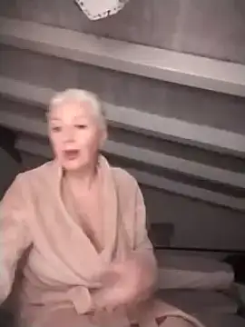 divinaerotica online show from March 17, 2025, 6:00 pm