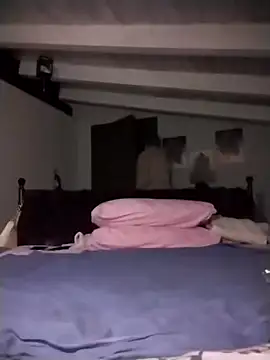 divinaerotica online show from January 18, 2026, 4:11 pm