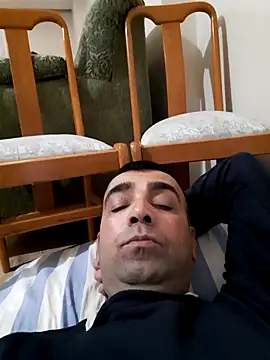 Snapshot of bugattiveyron chatting on February 2, 2025, 9:02 pm bugattiveyron online show from February 2, 2025, 9:02 pm