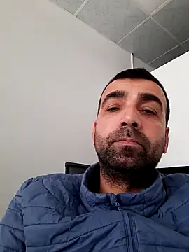Snapshot of bugattiveyron chatting on February 27, 2025, 10:26 am bugattiveyron online show from February 27, 2025, 10:26 am