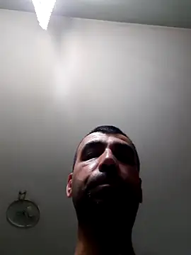 Snapshot of bugattiveyron chatting on September 21, 2025, 7:48 pm bugattiveyron online show from September 21, 2025, 7:48 pm