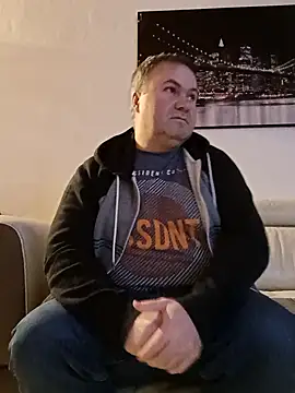 Pourleplasirs online show from January 30, 2025, 10:51 pm