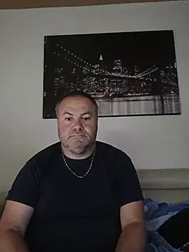 Pourleplasirs online show from June 4, 2026, 1:06 pm