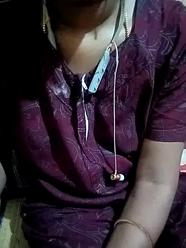 Snapshot of Tamil_roja17 chatting on March 4, 2025, 8:46 am Tamil roja17 online show from March 4, 2025, 8:46 am