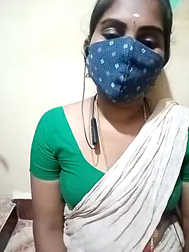 Snapshot of Tamil_roja17 chatting on September 18, 2025, 7:16 pm Tamil roja17 online show from September 18, 2025, 7:16 pm