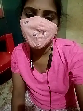 Snapshot of Tamil_roja17 chatting on October 15, 2025, 6:35 am Tamil roja17 online show from October 15, 2025, 6:35 am