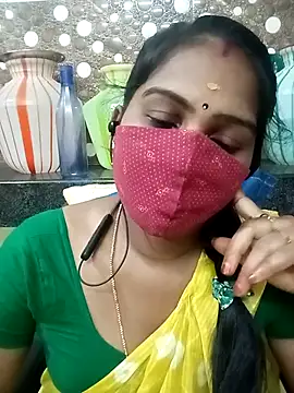 Snapshot of Tamil_roja17 chatting on November 3, 2025, 1:56 pm Tamil roja17 online show from November 3, 2025, 1:56 pm