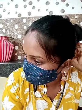 Snapshot of Tamil_roja17 chatting on November 20, 2025, 2:56 am Tamil roja17 online show from November 20, 2025, 2:56 am