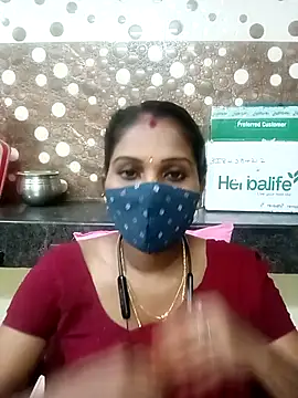 Snapshot of Tamil_roja17 chatting on November 23, 2025, 4:40 pm Tamil roja17 online show from November 23, 2025, 4:40 pm