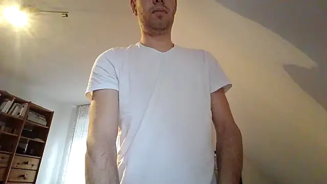 Snapshot of Busi92 chatting on March 30, 2026, 9:54 am Busi92 online show from March 30, 2026, 9:54 am