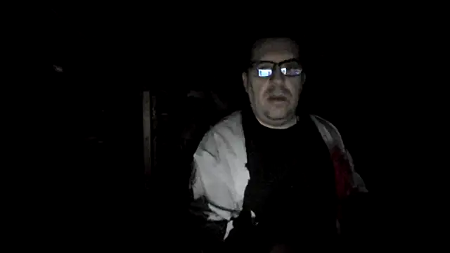 Snapshot of Usame_como_quieras chatting on November 27, 2025, 4:36 am Usame como quieras online show from November 27, 2025, 4:36 am