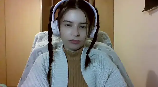 LariceSexy online show from February 11, 2025, 10:18 pm