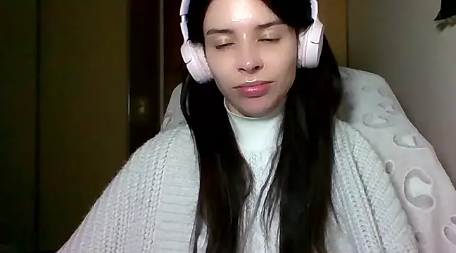 LariceSexy online show from March 4, 2025, 10:16 pm