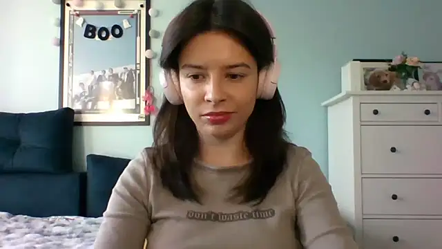 LariceSexy online show from October 31, 2025, 1:12 pm