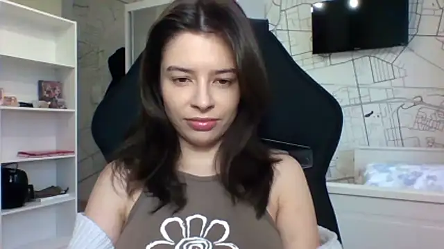 LariceSexy online show from November 25, 2025, 1:22 pm