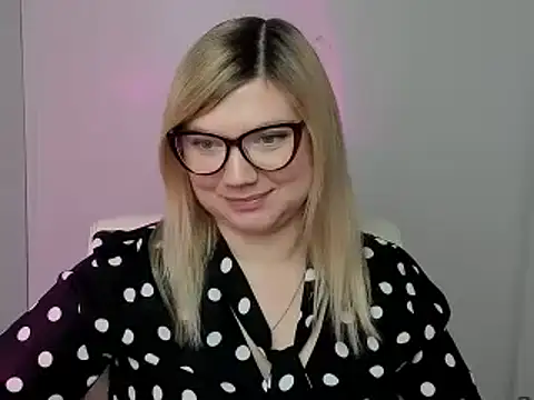 Lola moree online show from October 10, 2025, 5:45 pm