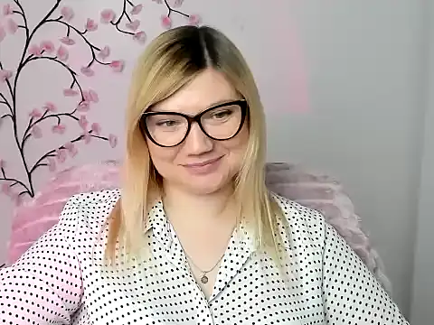 Lola moree online show from December 22, 2025, 12:57 pm