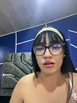 Melody rousse  online show from March 17, 2025, 7:15 pm