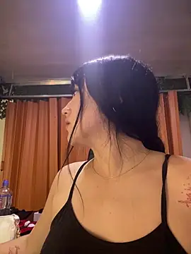 Melody rousse  online show from December 15, 2025, 8:35 pm