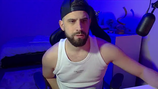 lucas kazimm online show from February 11, 2025, 9:35 pm