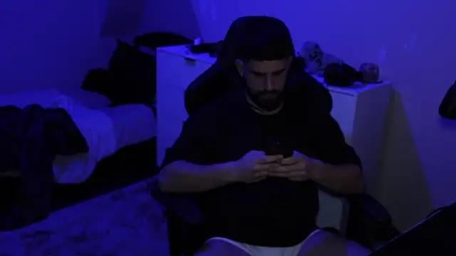 lucas kazimm online show from February 20, 2025, 10:15 pm