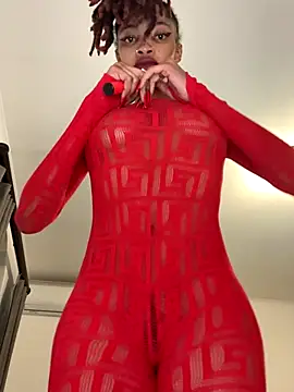 Snapshot of ZinaFreak chatting on October 18, 2025, 6:30 pm ZinaFreak online show from October 18, 2025, 6:30 pm