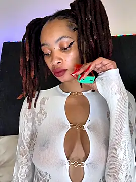 Snapshot of ZinaFreak chatting on October 20, 2025, 2:56 am ZinaFreak online show from October 20, 2025, 2:56 am